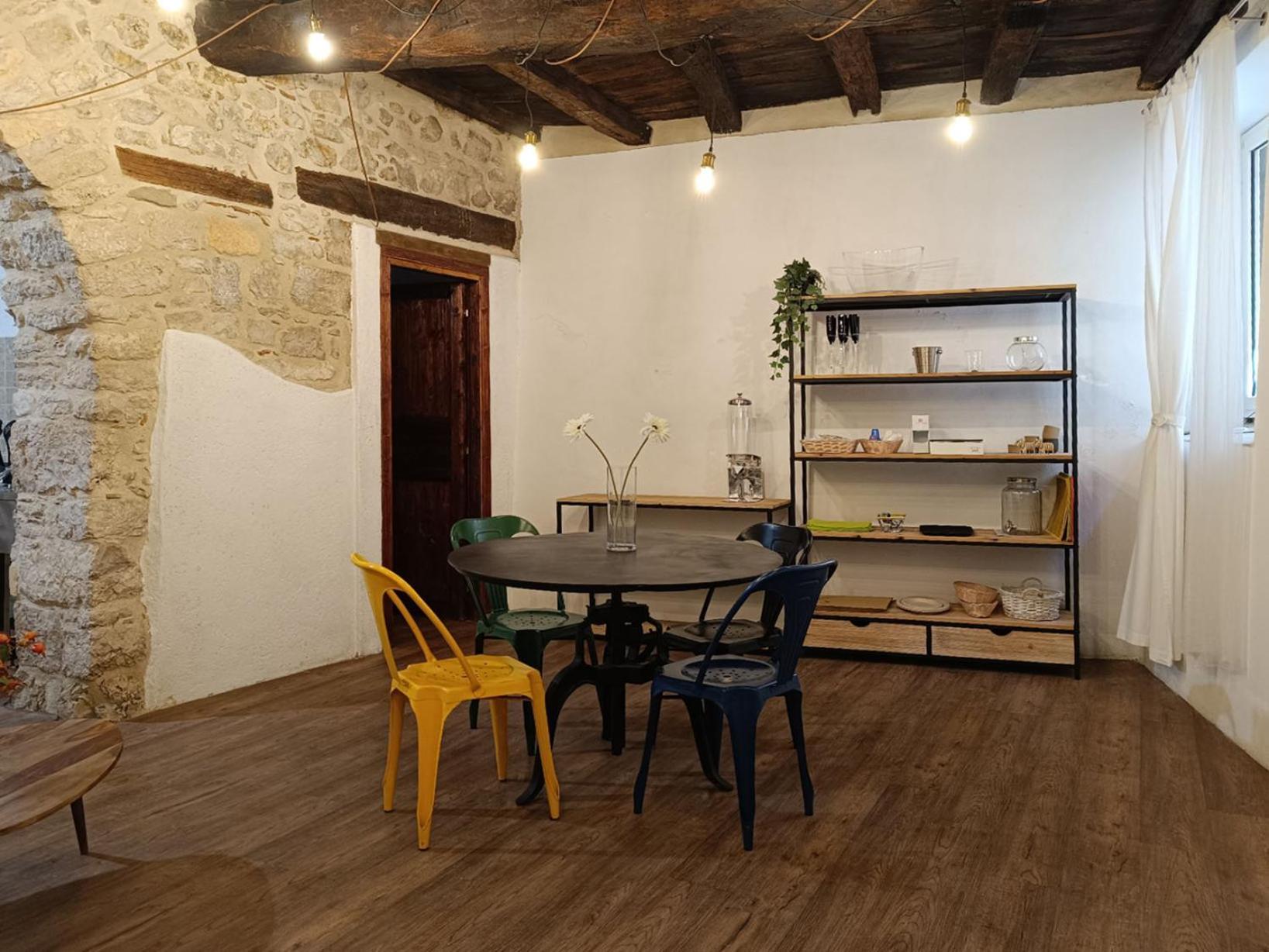 Stone House Apartment Veroli Luaran gambar